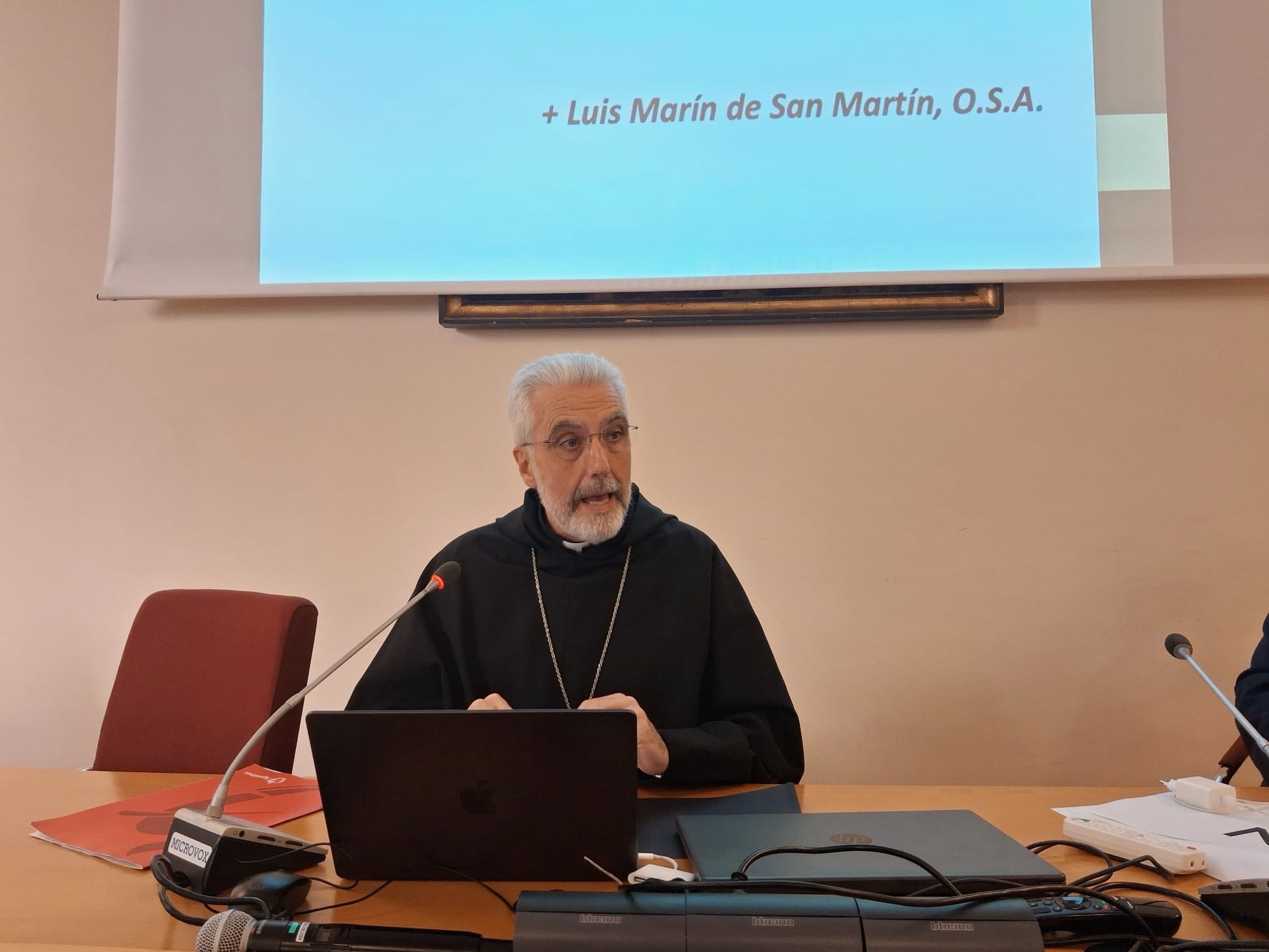 Mons. Luis Marín de San Martín