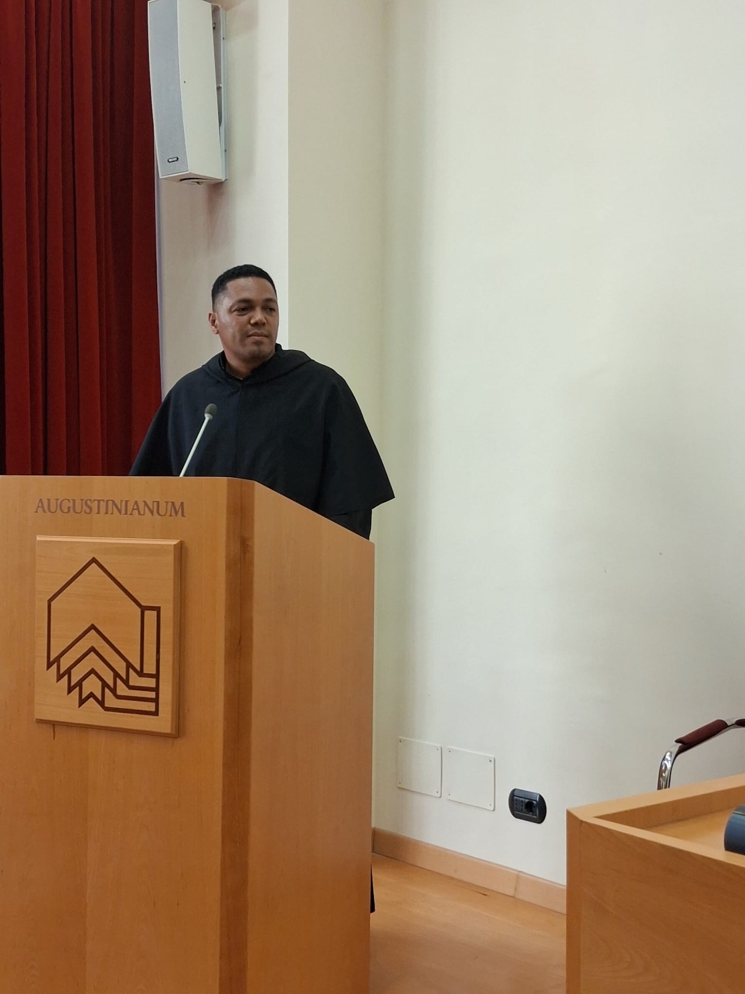 Padre Elizandro Contreras
