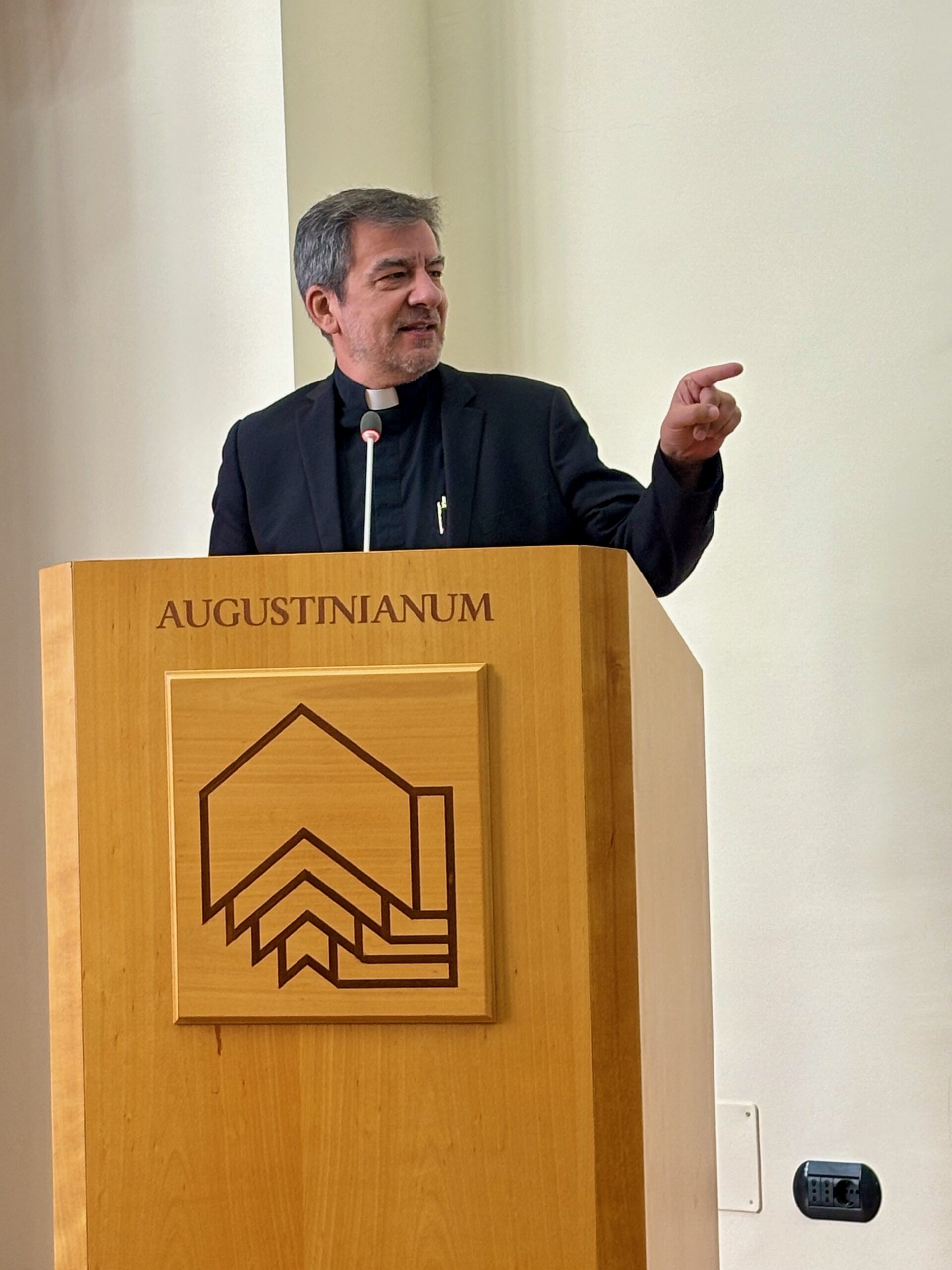 Padre Juan Antonio Cabrera