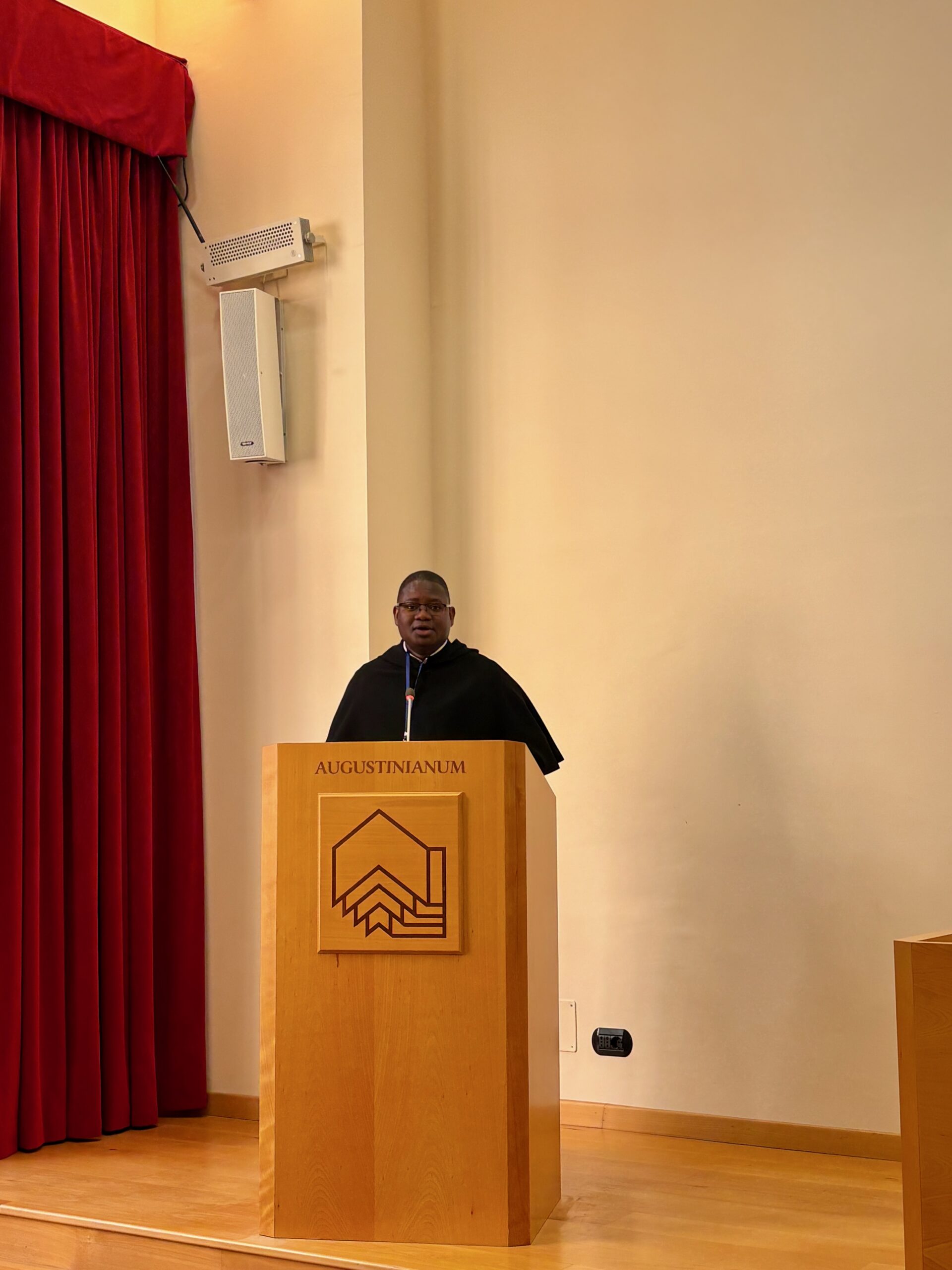 Padre Martin Davakan